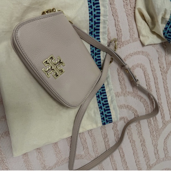 $395 TORY BURCH BRITTEN CROSS OVER CLUTCH HANDBAG BAG PURSE SOFT PINK + DUST BAG - Picture 7 of 10